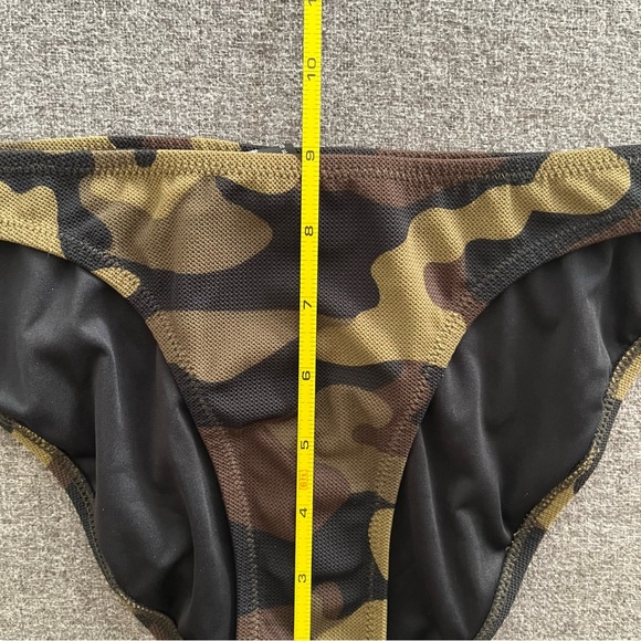 Volcom Camo Bikini - Picture 7 of 9